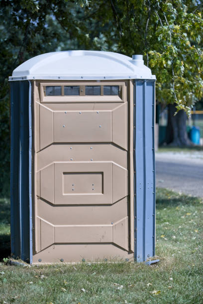 Portable Toilet Options We Offer in Hawthorne, CA